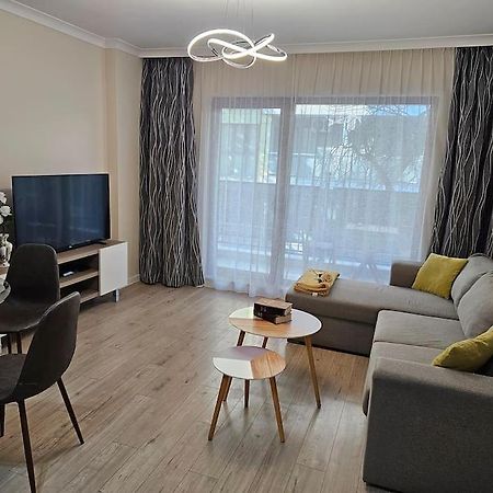 Serenity In The Heart Of Varna With Parking Exterior photo
